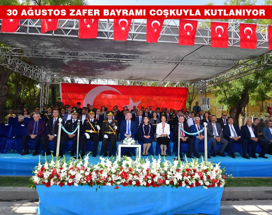 ZAFER BAYRAMI COŞKUYLA KUTLANIYOR