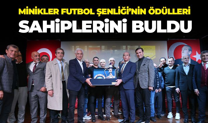 MİNİKLER FUTBOL ŞENLİĞİ’NİN ÖDÜLLERİ SAHİPLERİNİ BULDU