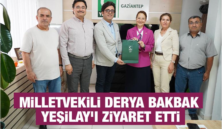 MİLLETVEKİLİ DERYA BAKBAK YEŞİLAY’I ZİYARET ETTİ