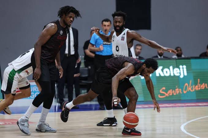 GAZİANTEP BASKETBOL KÜME DÜŞTÜ