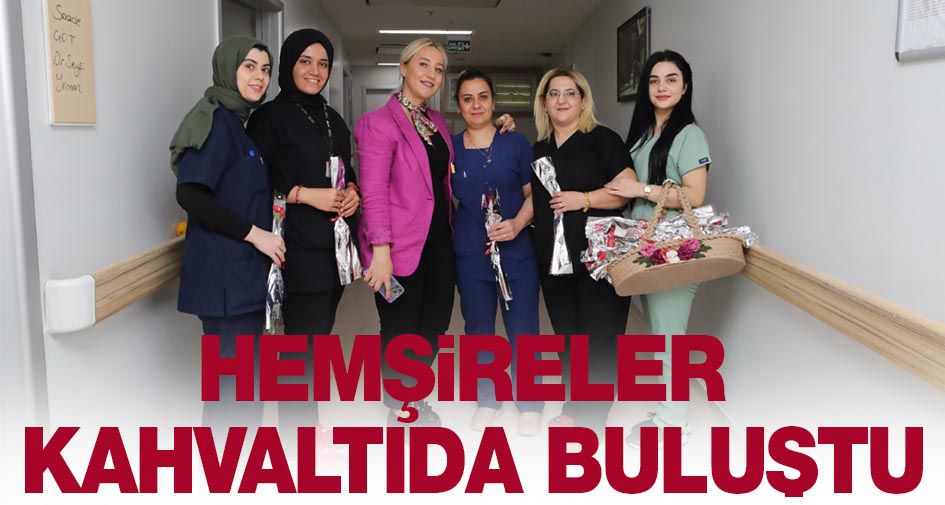 Hemşireler kahvaltıda bir araya geldi