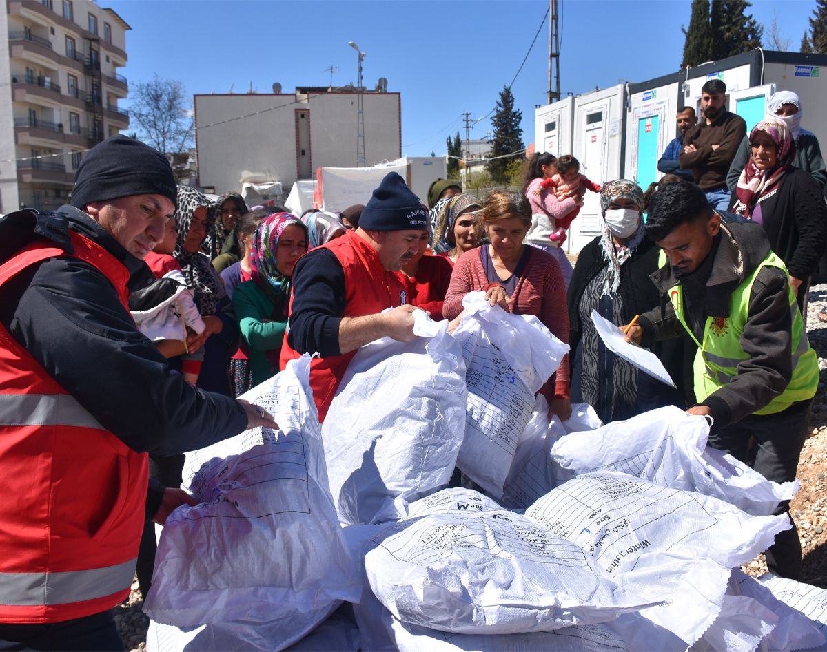 ŞAHİNBEY BELEDİYESİ ADIYAMAN’A DESTEĞİNİ SÜRDÜRÜYOR