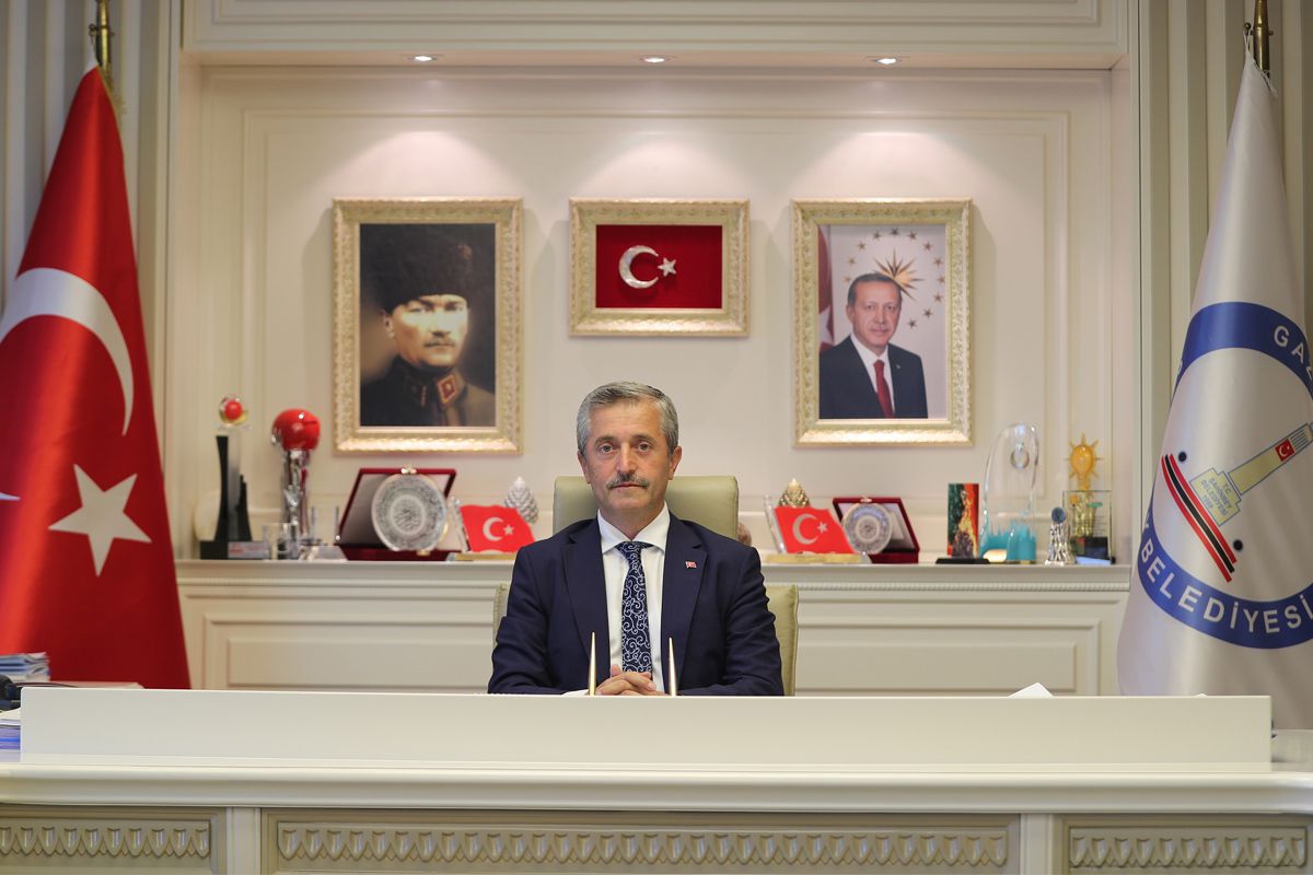 TAHMAZOĞLU: “ŞEHRİMİZ GAZİLİK UNVANINI SONUNA KADAR HAK EDİYOR”